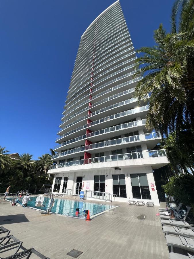 23Rd Floor Luxury & Spacious Beachwalk Resort Apartment With Amazing View Hallandale Beach Luaran gambar