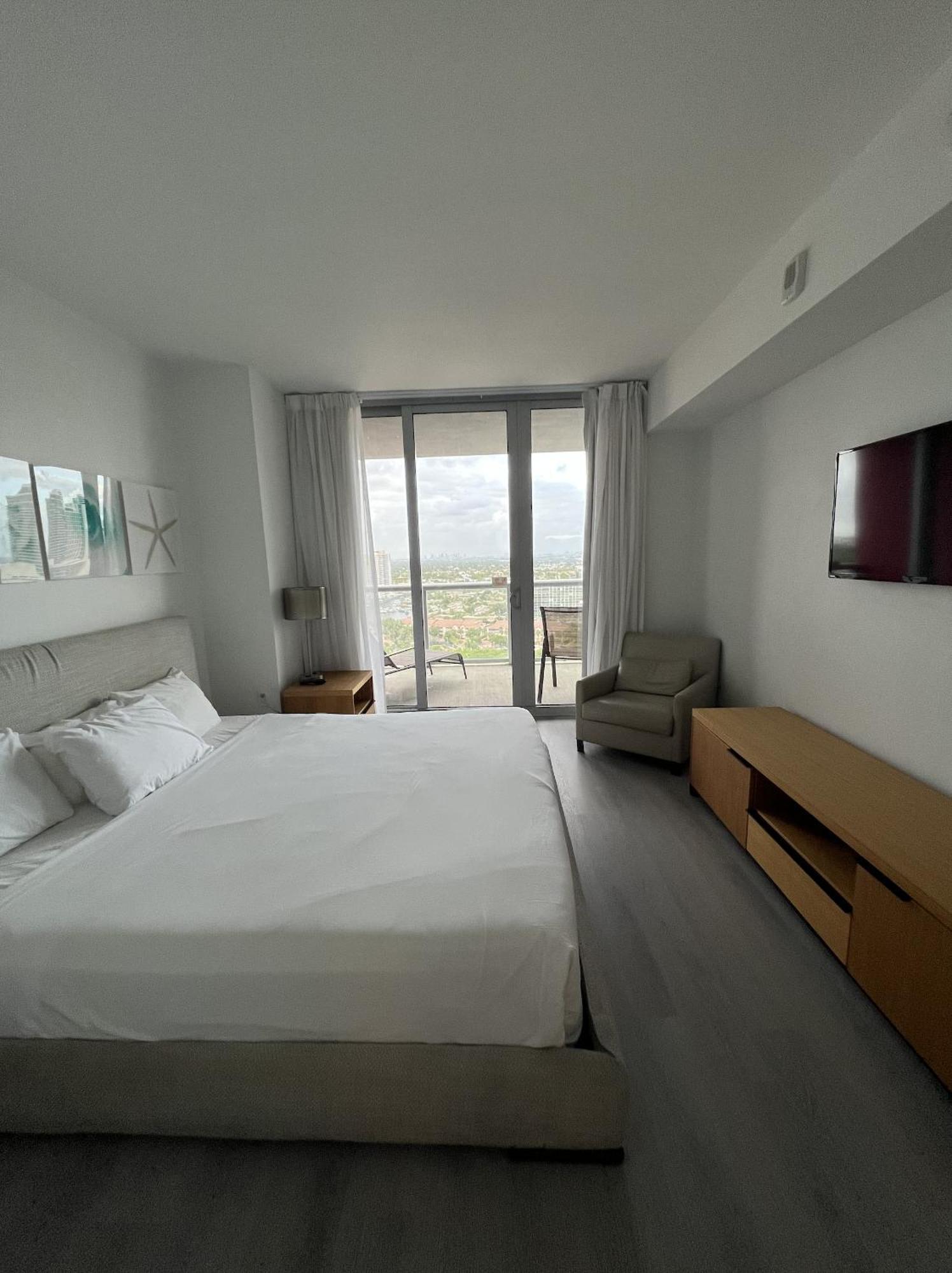 23Rd Floor Luxury & Spacious Beachwalk Resort Apartment With Amazing View Hallandale Beach Luaran gambar
