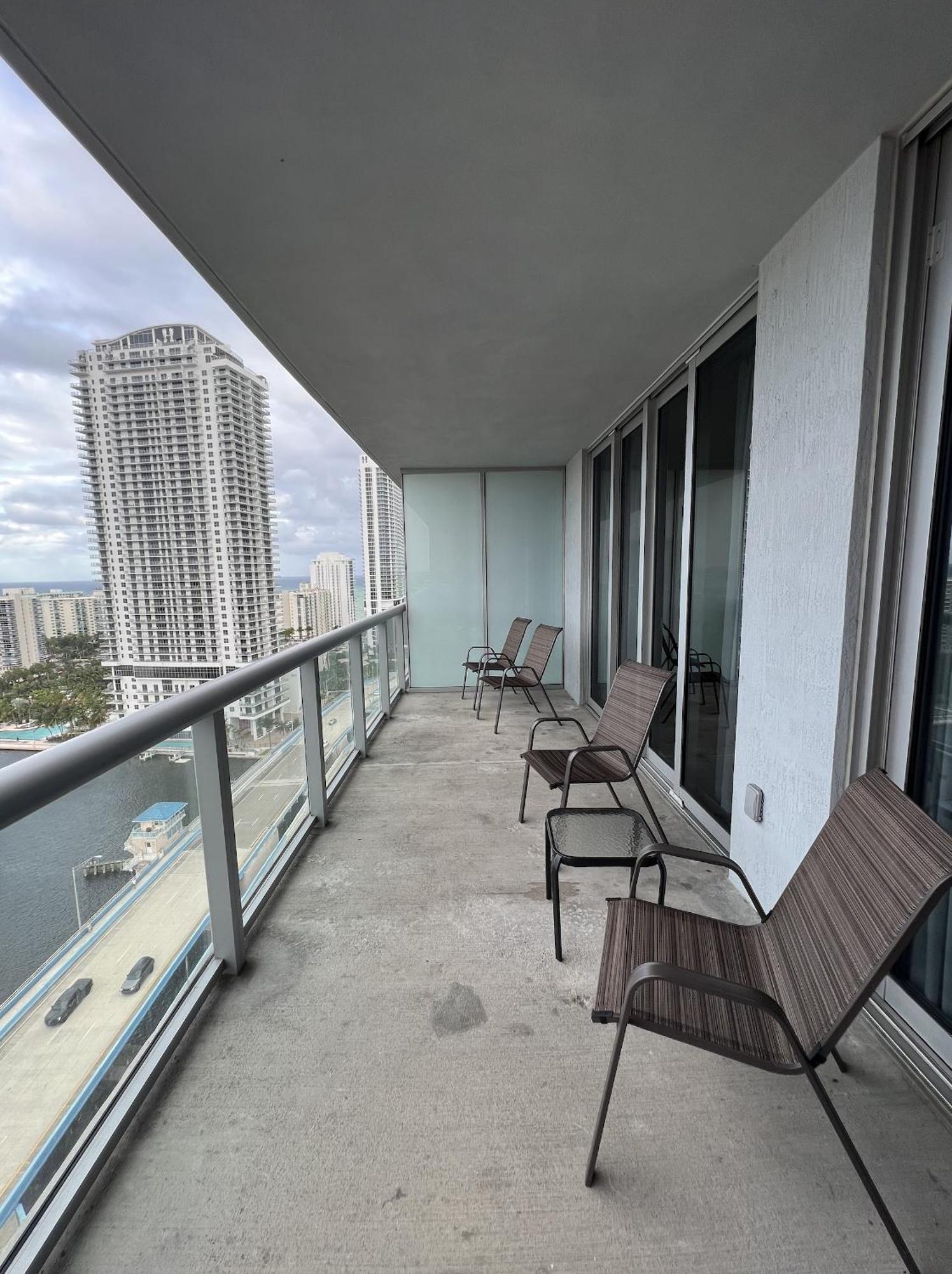 23Rd Floor Luxury & Spacious Beachwalk Resort Apartment With Amazing View Hallandale Beach Luaran gambar