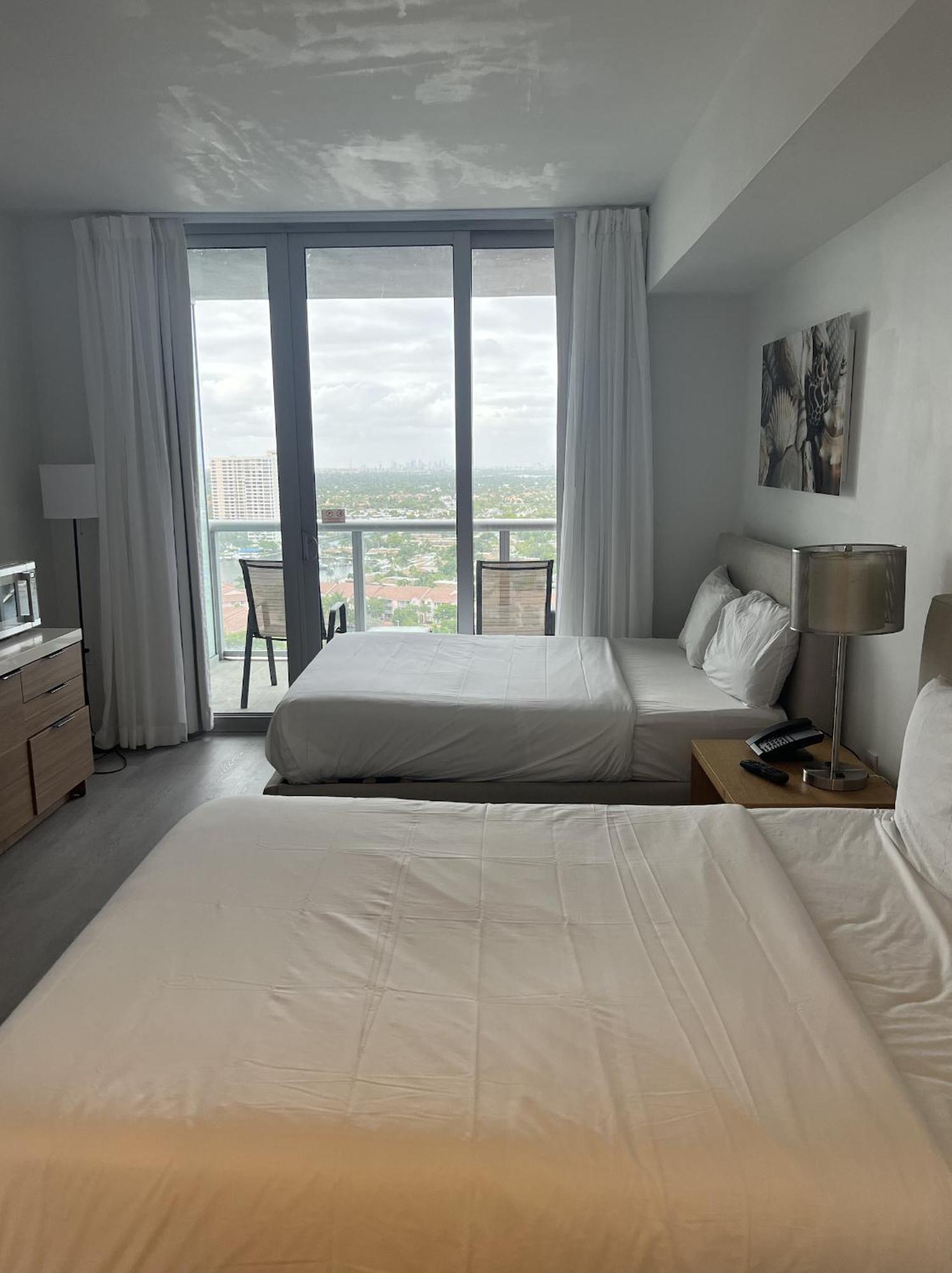 23Rd Floor Luxury & Spacious Beachwalk Resort Apartment With Amazing View Hallandale Beach Luaran gambar